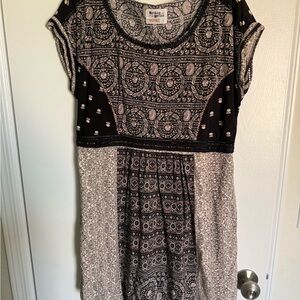 HOLDING HORSES Black and Cream Patterned Dress